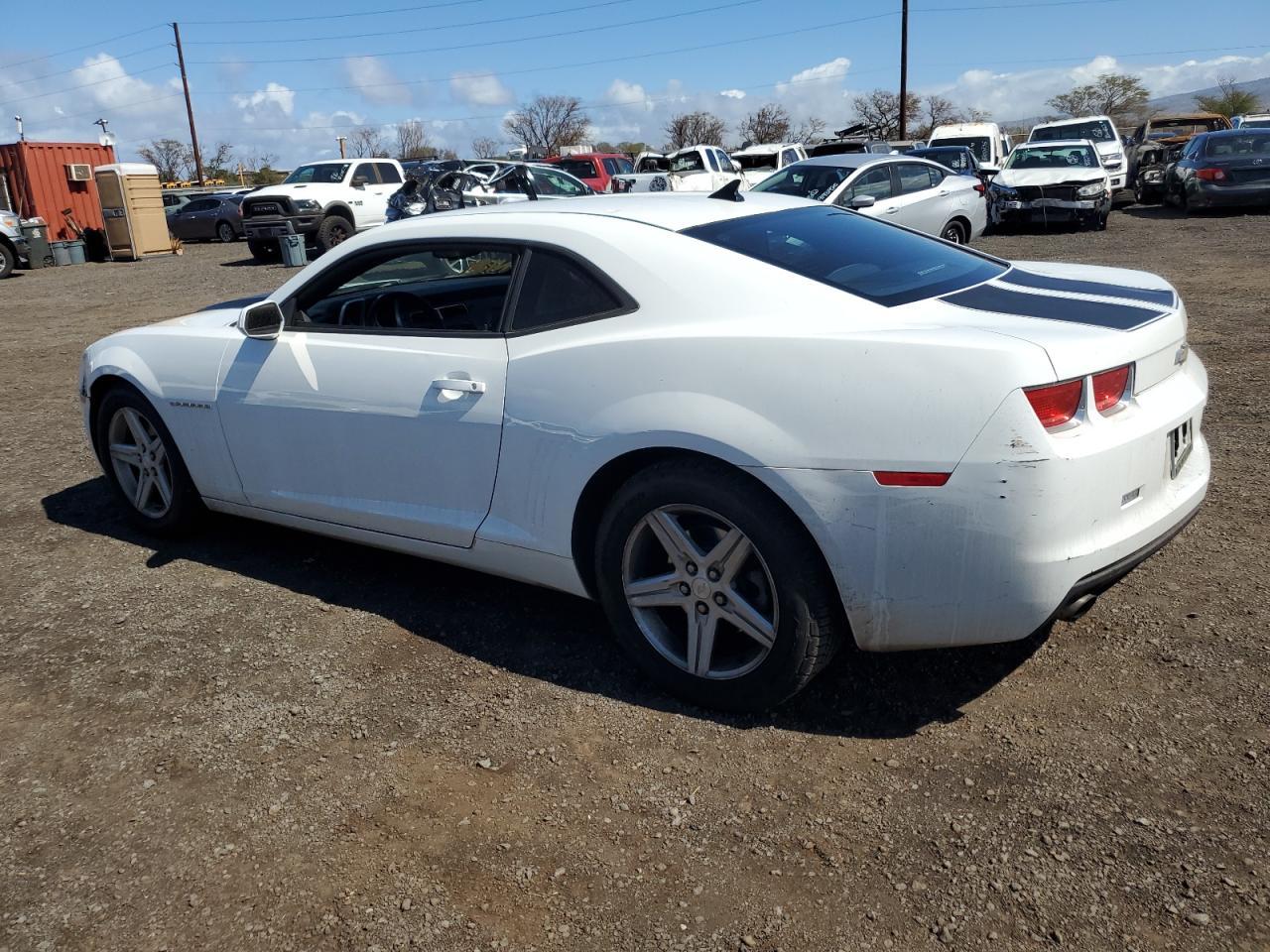 2011 Chev Camaro - Фото 2
