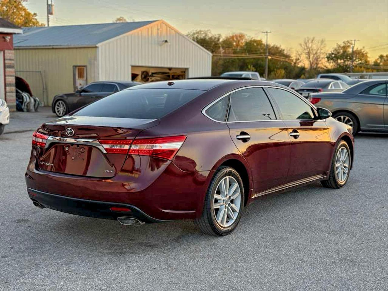 2015 Toyota Avalon Xle - Фото 4