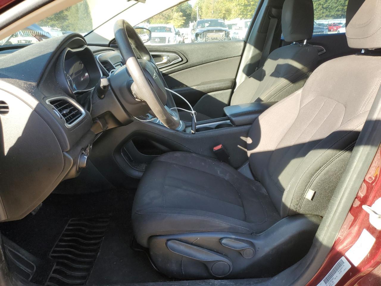 2015 Chrysler 200 Lx - Image 7