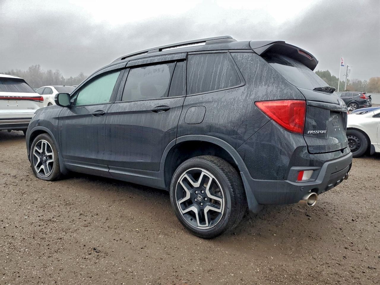 2022 Honda Passport Touring - Фото 2