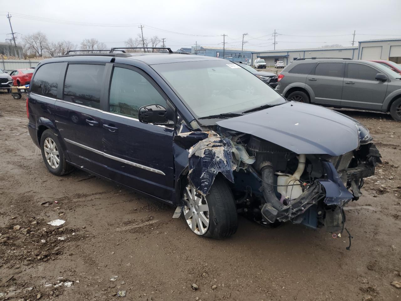 2016 Chrysler Town & Country Touring - Фото 4
