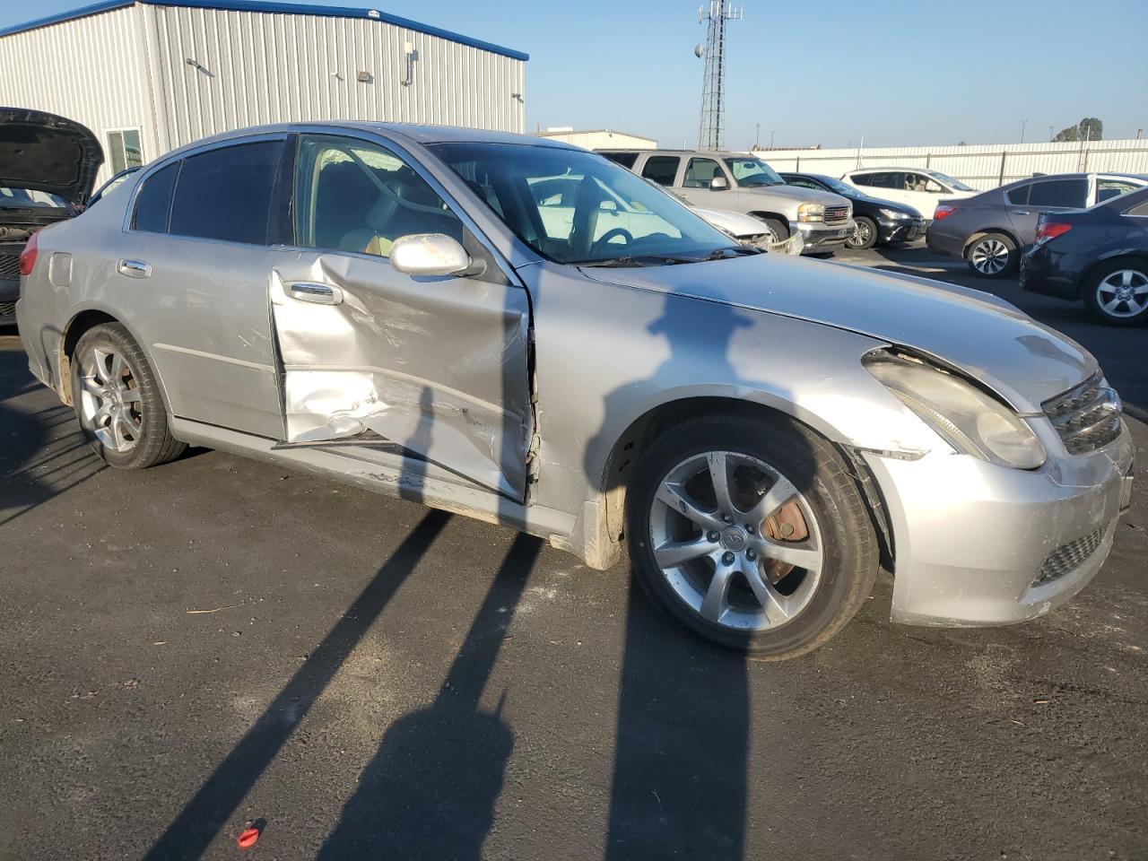 2005 Infiniti G35 - Image 4