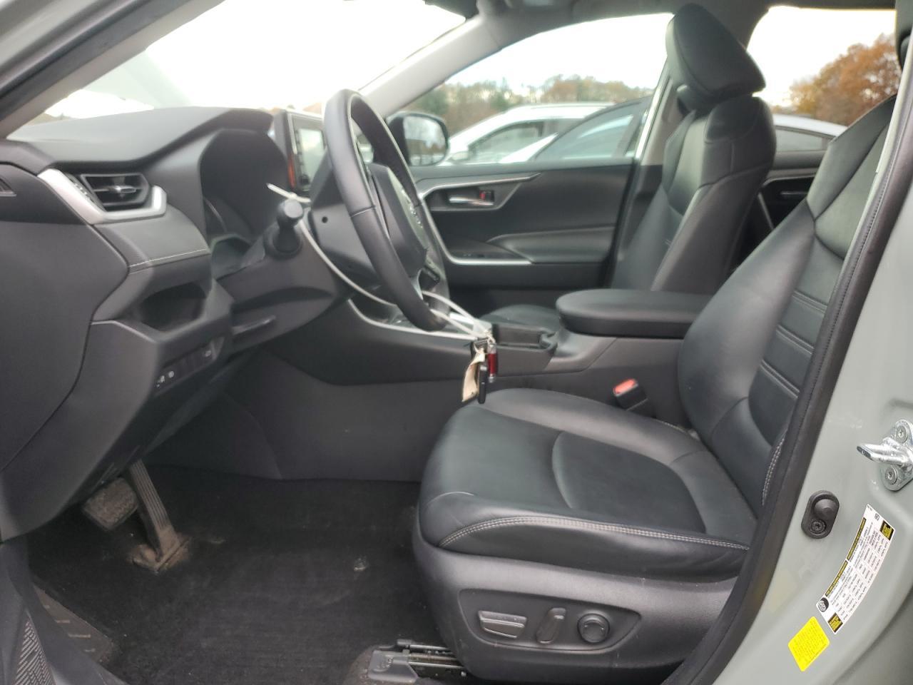 2021 Toyota Rav4 Xle Premium - Фото 7