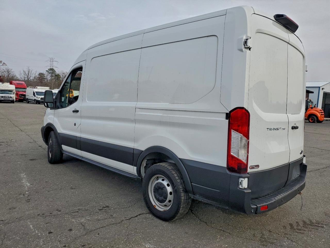 2019 Ford Transit T-250 Delivery Van - Фото 2