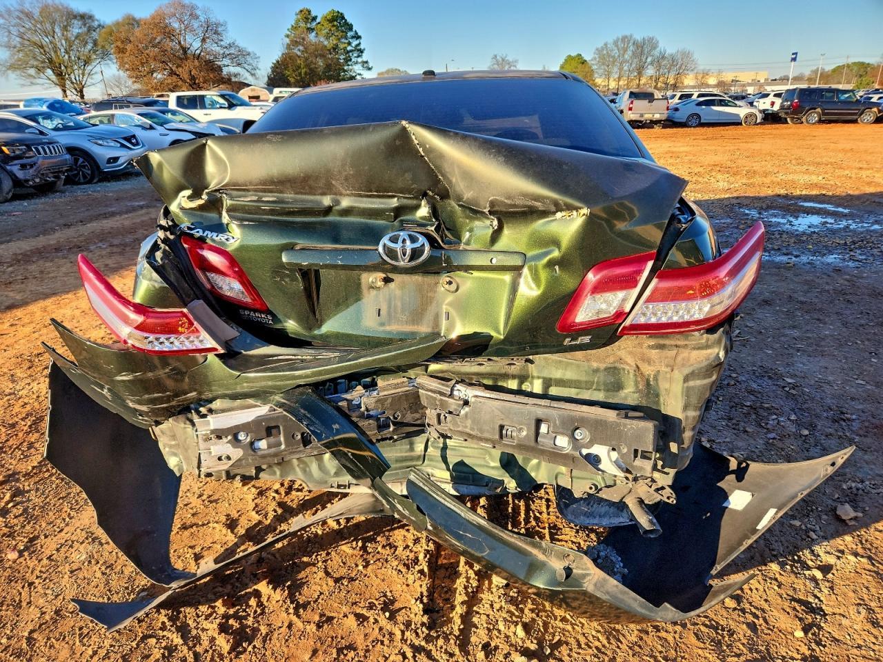 2010 Toyota Camry Le - Фото 6