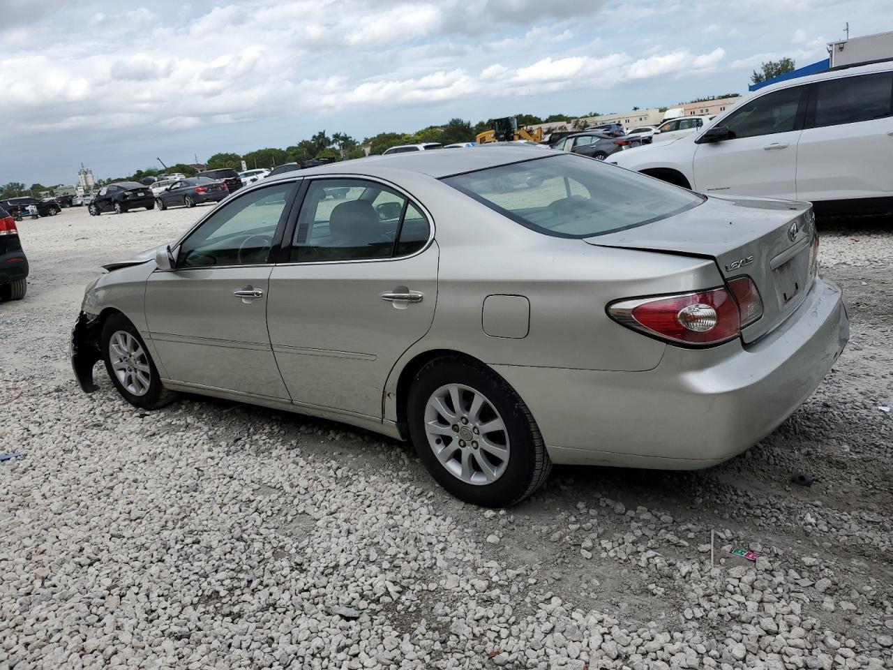 2004 Lexus Es 330 - Фото 2
