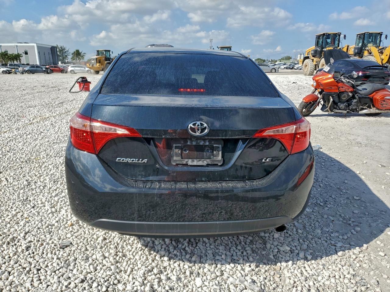 2019 Toyota Corolla L - Фото 6