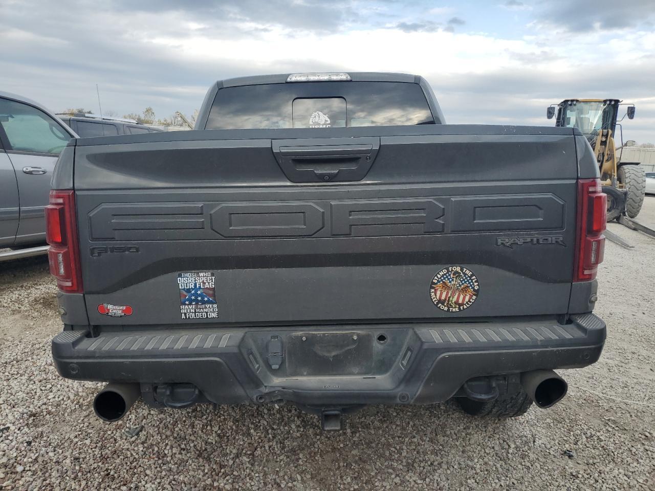 2018 Ford F150 Raptor - Фото 6