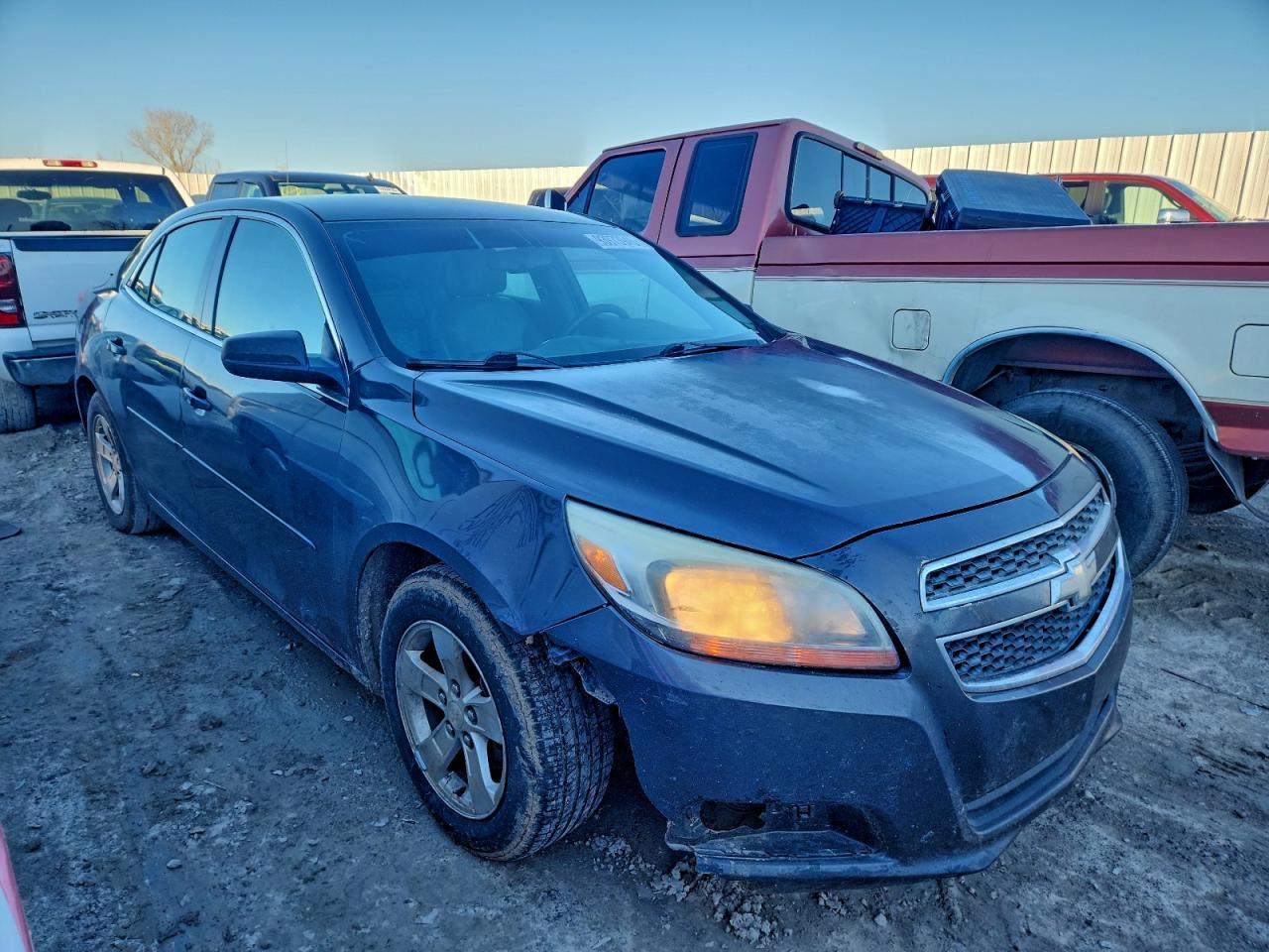 2013 Chevrolet Malibu Ls - Фото 4