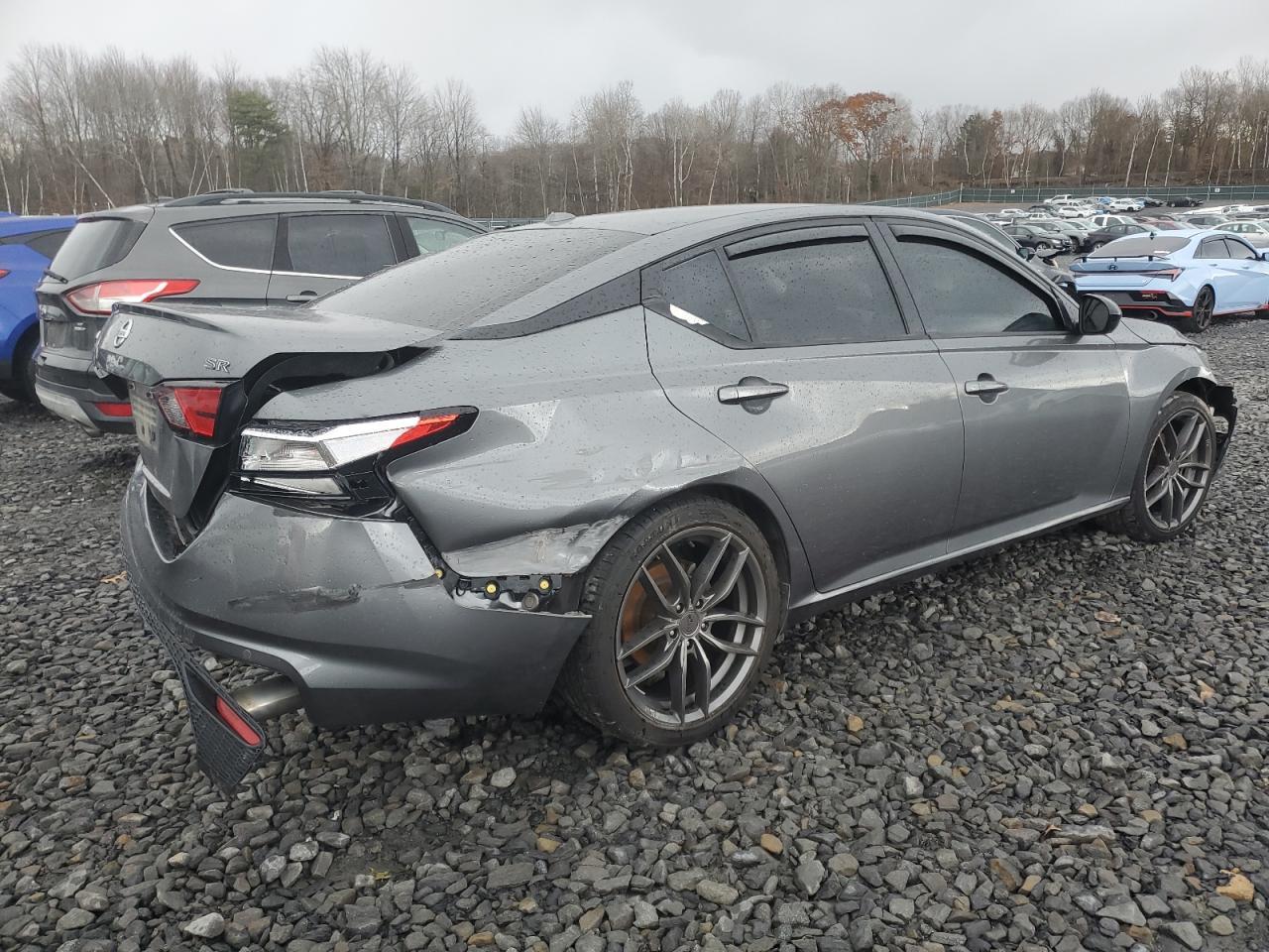 2021 Nissan Altima Sr - Фото 3