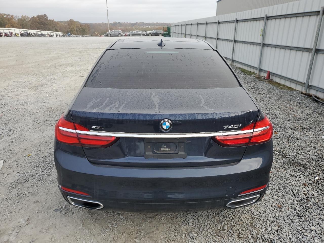 2017 BMW 740 Xi - Image 6
