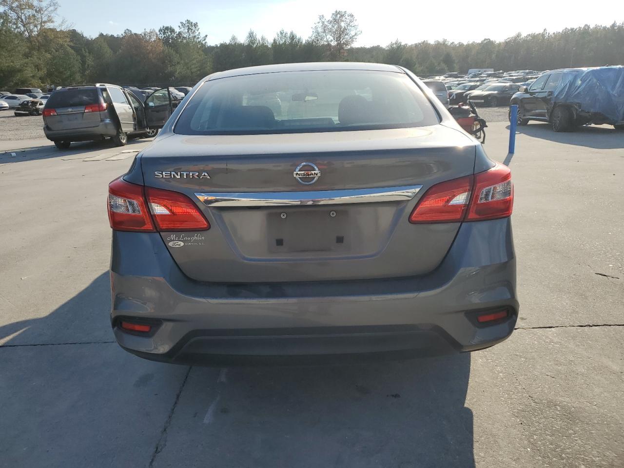 2018 Nissan Sentra S - Image 6