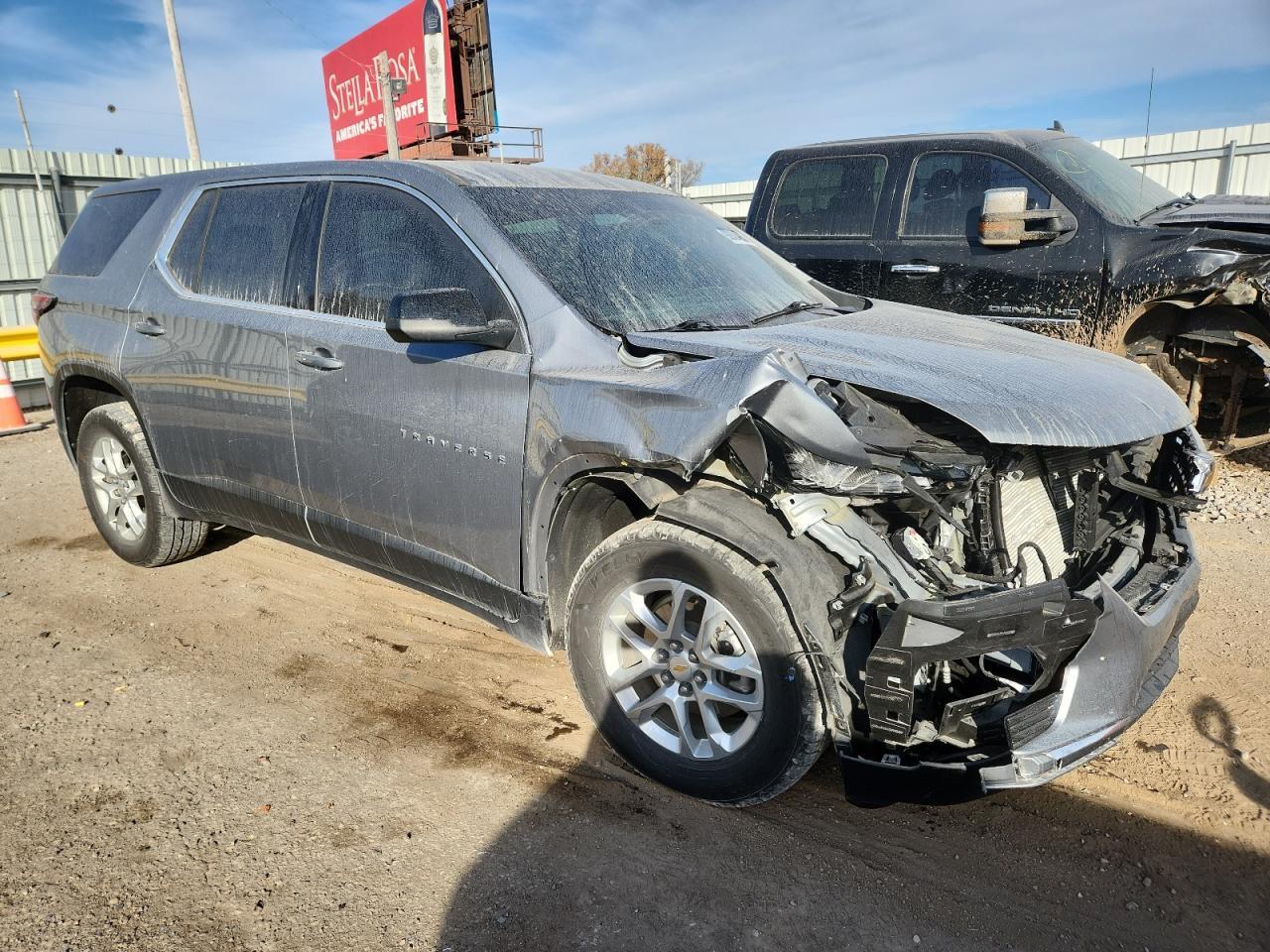 2023 Chevrolet Traverse Ls - Image 4