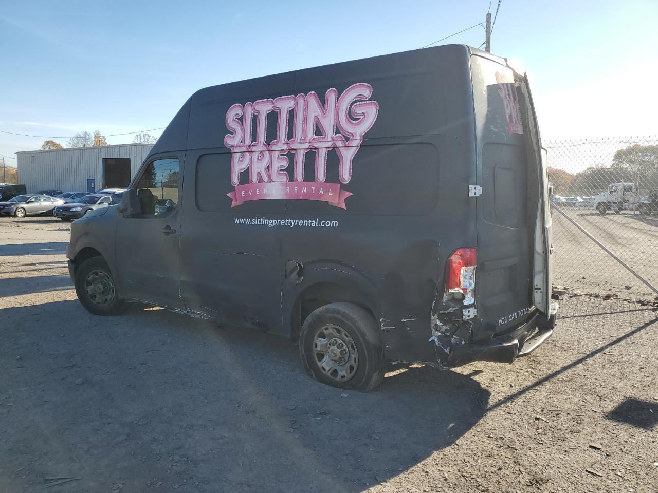 2013 Nissan Nv 2500 Delivery Van - Image 2