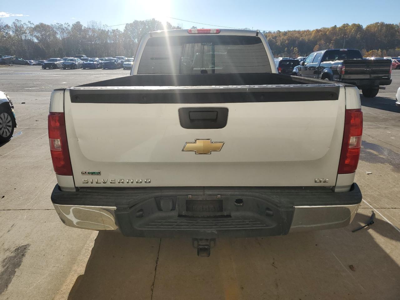 2011 Chevrolet Silverado C1500 Ltz - Image 6