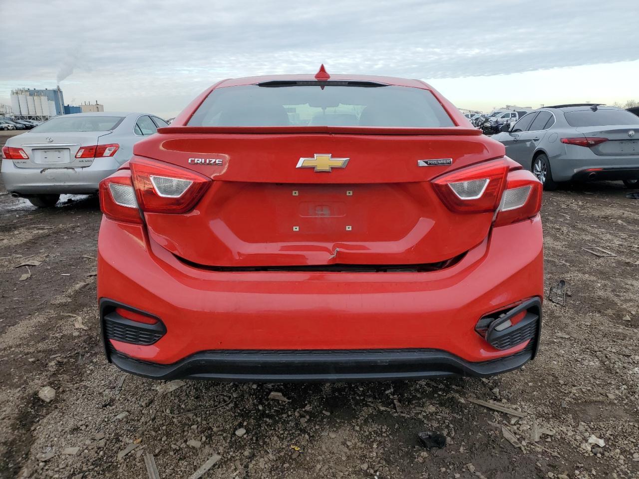 2017 Chevrolet Cruze Premier - Фото 6