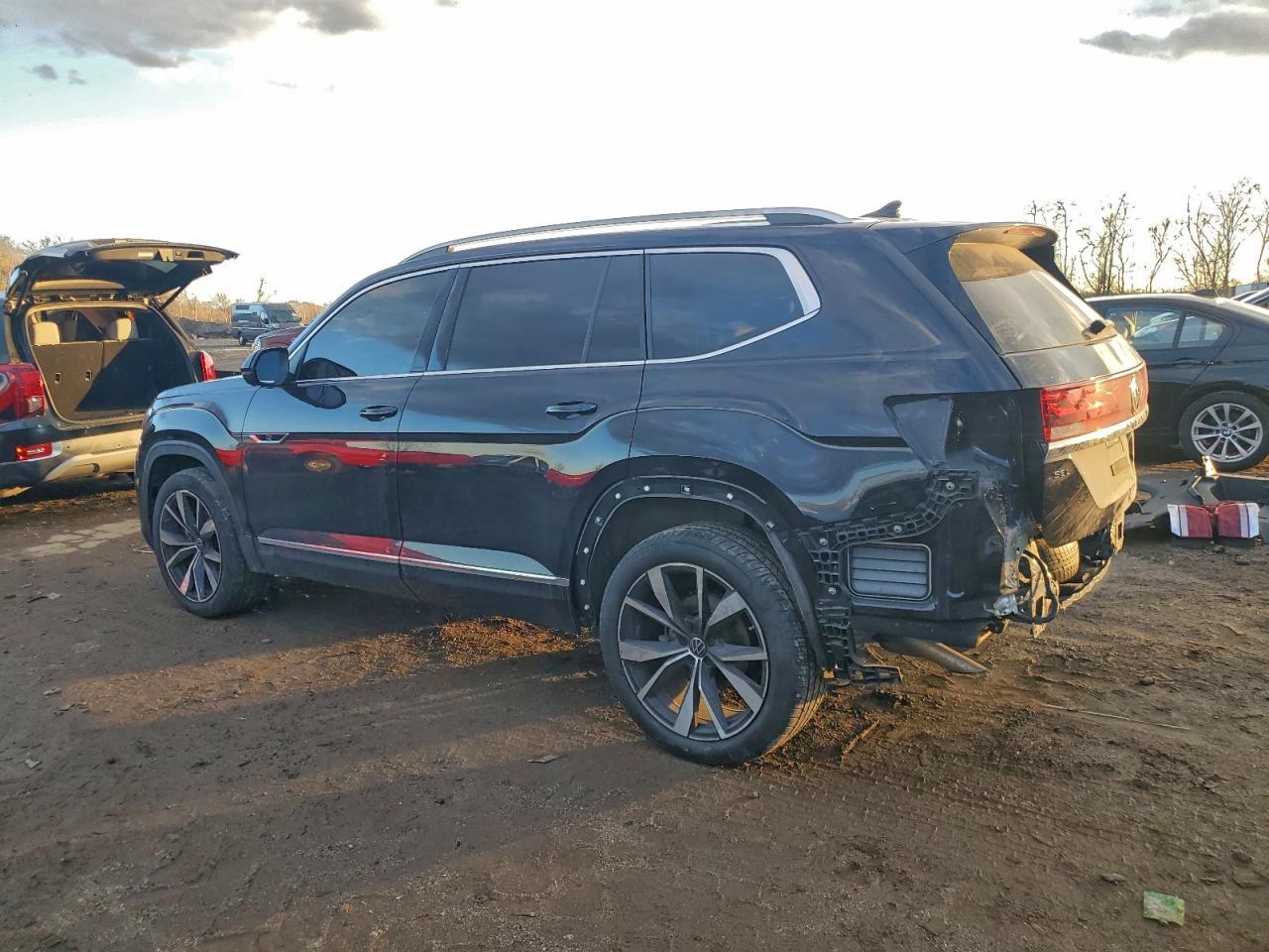 2024 Volkswagen Atlas Sel Premium R-Line - Фото 2