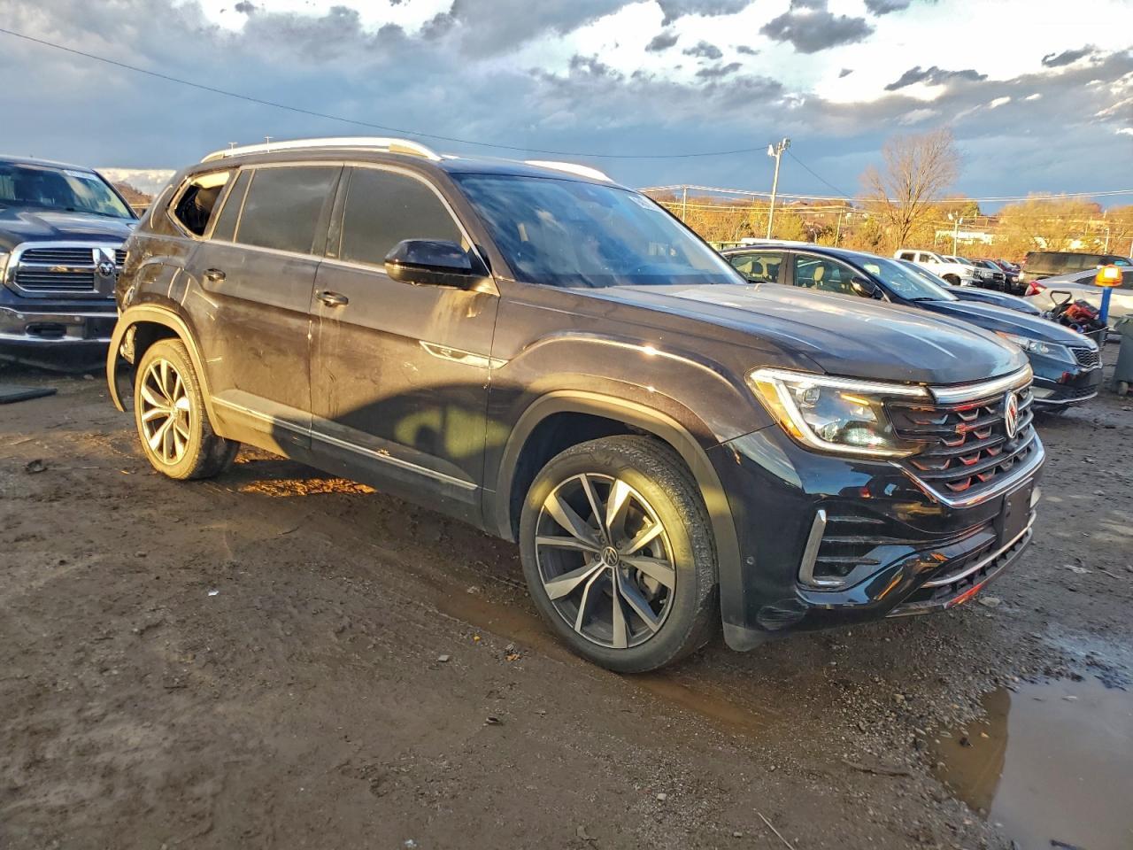2024 Volkswagen Atlas Sel Premium R-Line - Фото 4