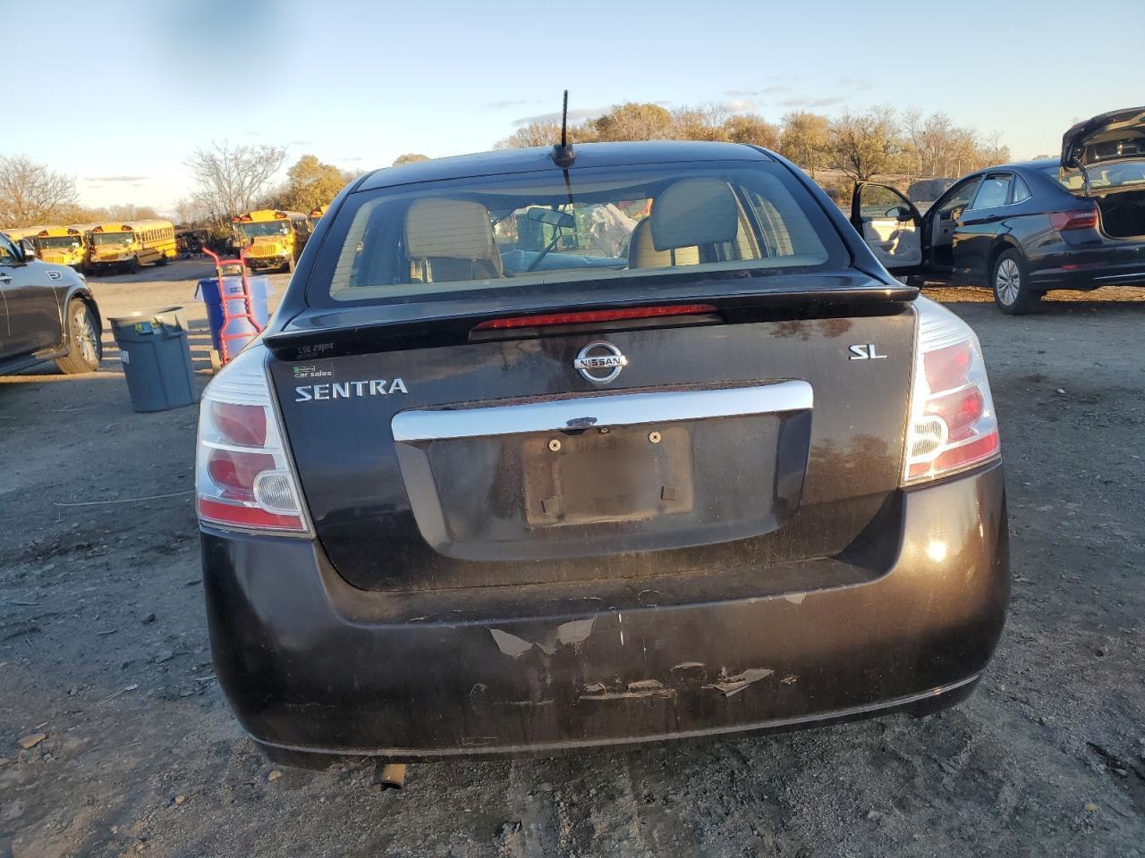 2012 Nissan Sentra 2.0 - Image 6