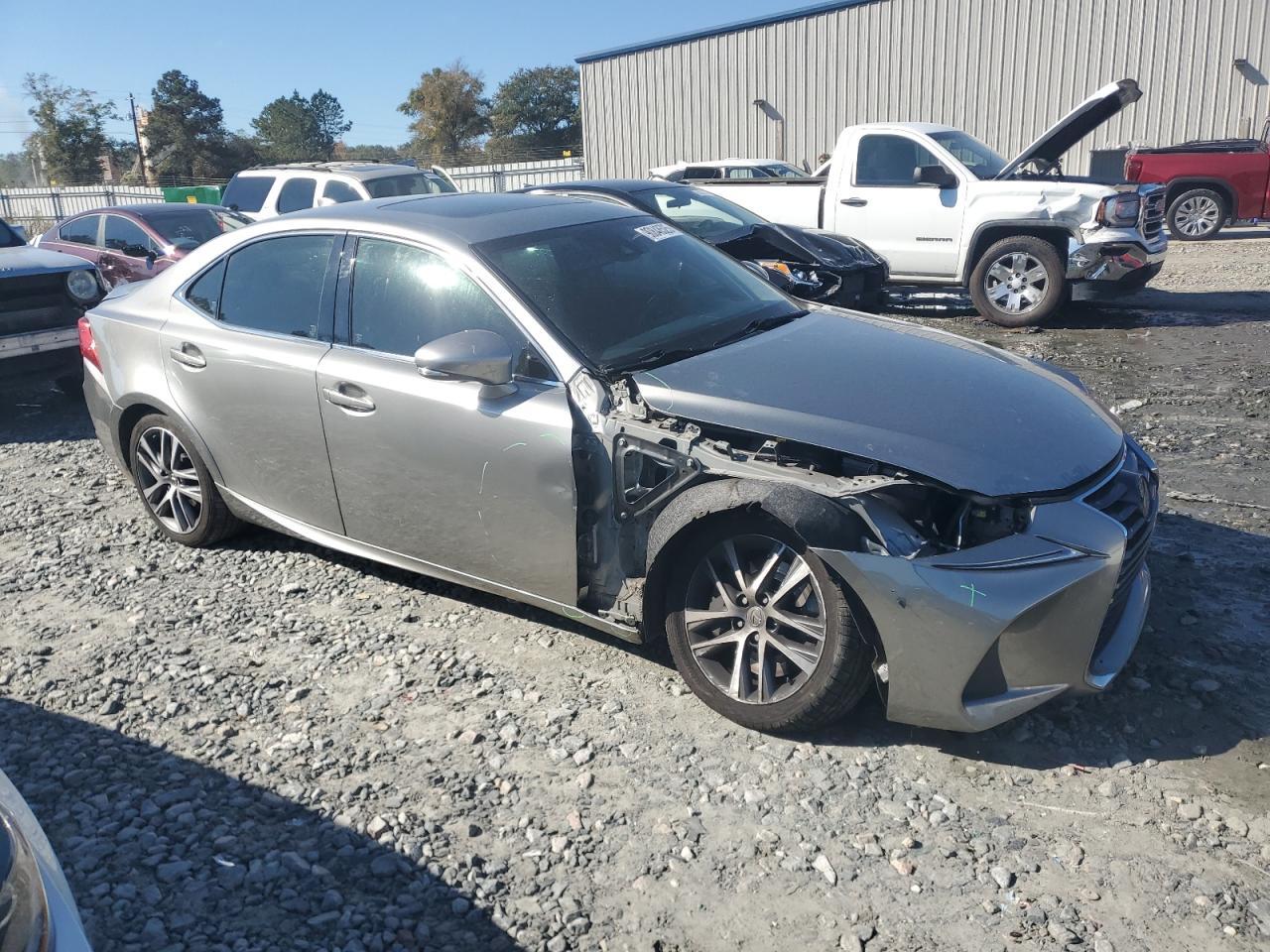 2018 Lexus Is 300 - Image 4