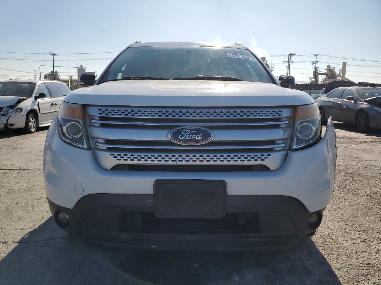 2015 Ford Explorer Xlt - Фото 5