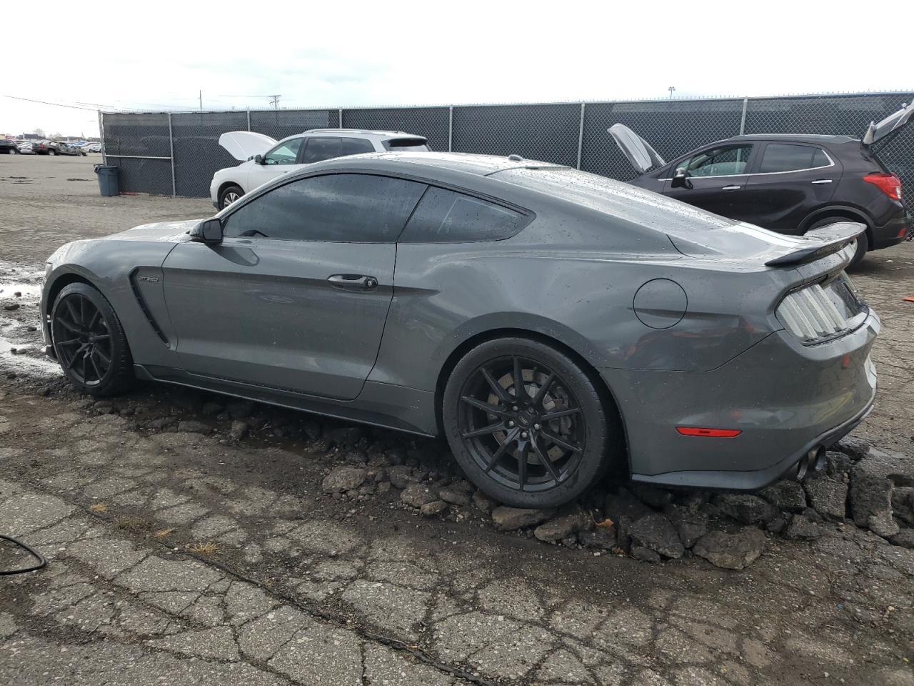 2018 Ford Mustang Shelby Gt350 - Фото 2
