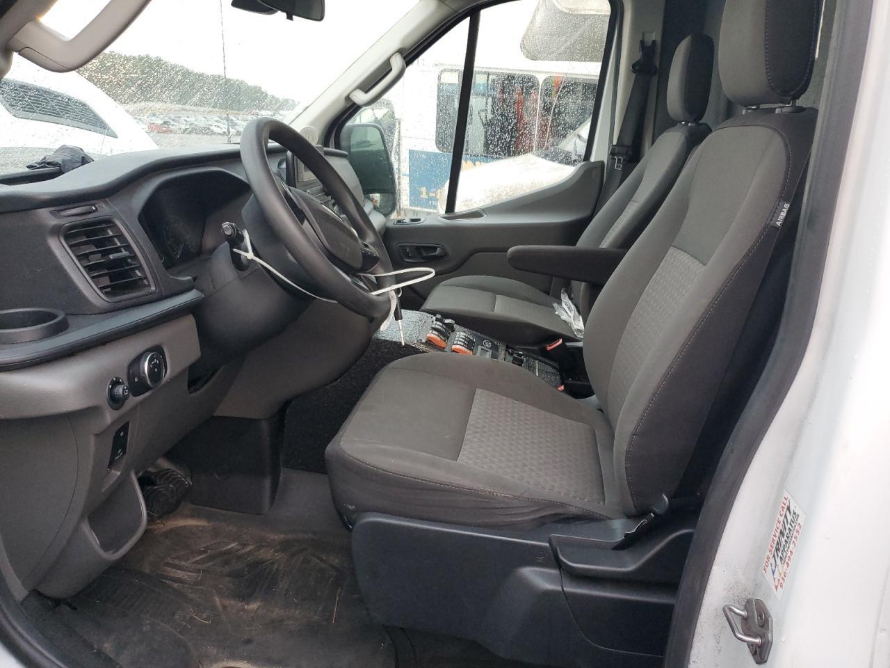2021 Ford Transit Ambulance - Фото 7