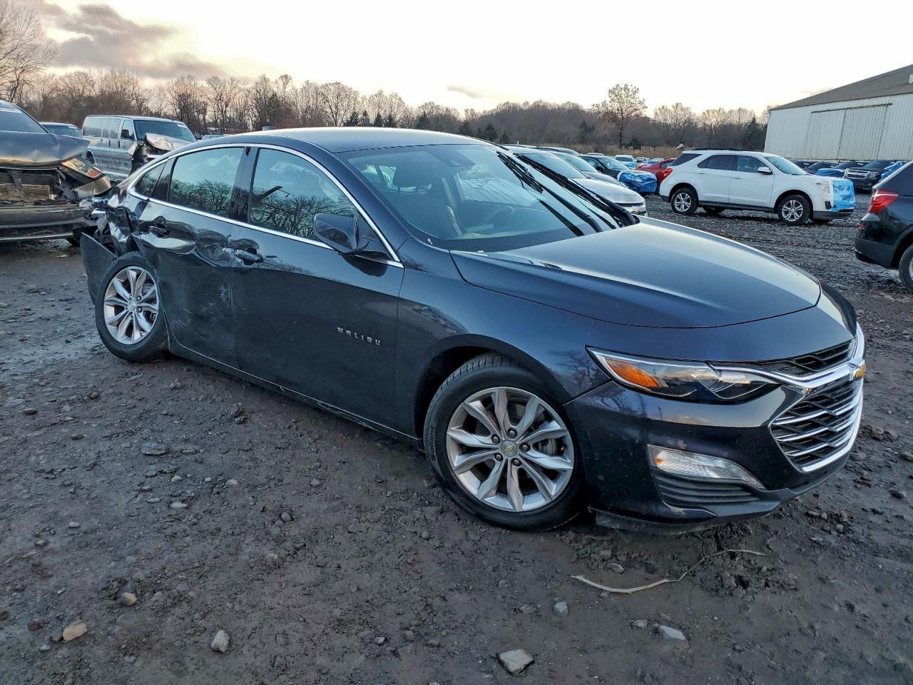 2023 Chevrolet Malibu Lt - Фото 4