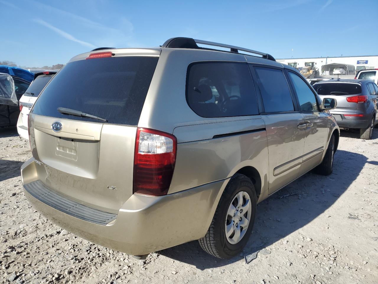 2008 Kia Sedona Ex - Image 3