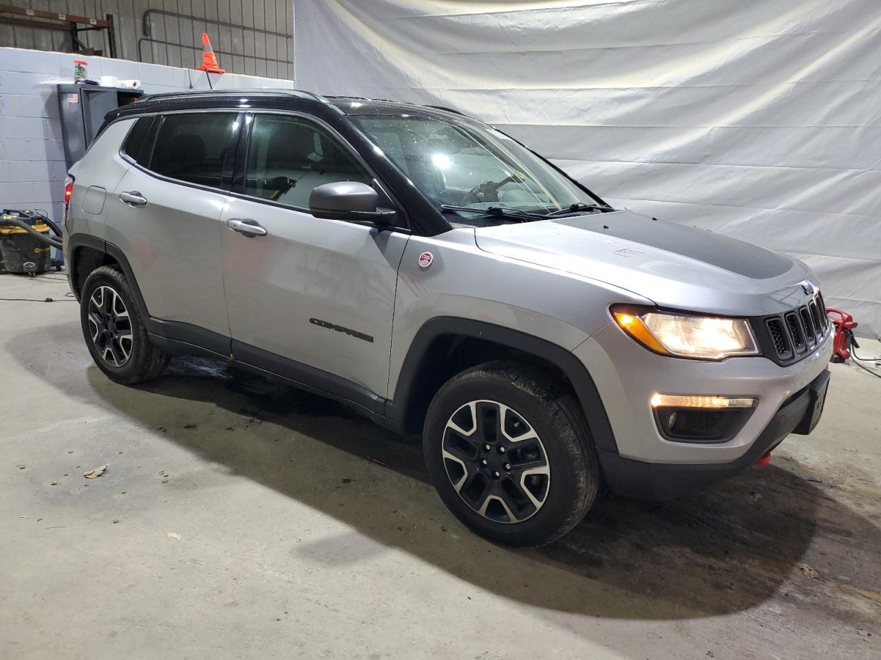 2019 Jeep Compass Trailhawk - Image 4
