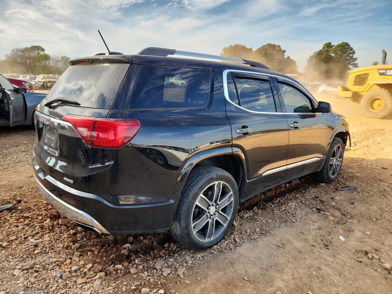 2019 GMC Acadia Denali - Фото 3