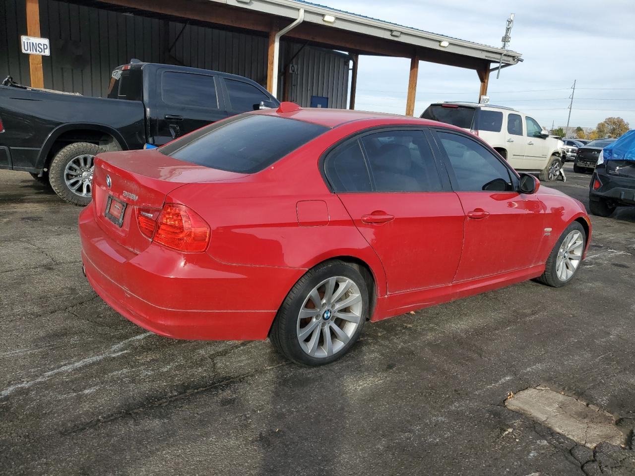 2011 BMW 328 Xi - Фото 3