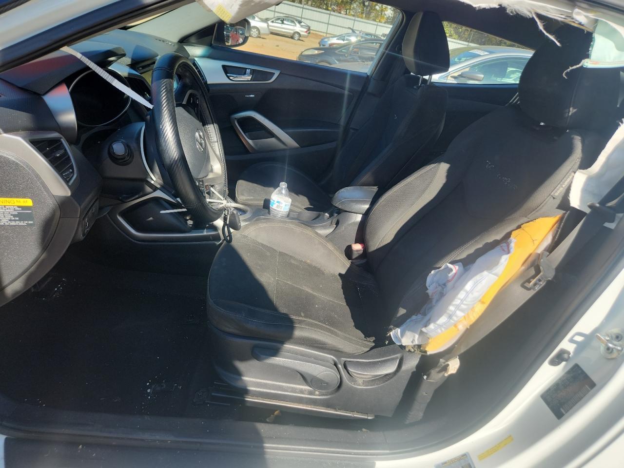 2013 Hyundai Veloster - Фото 7