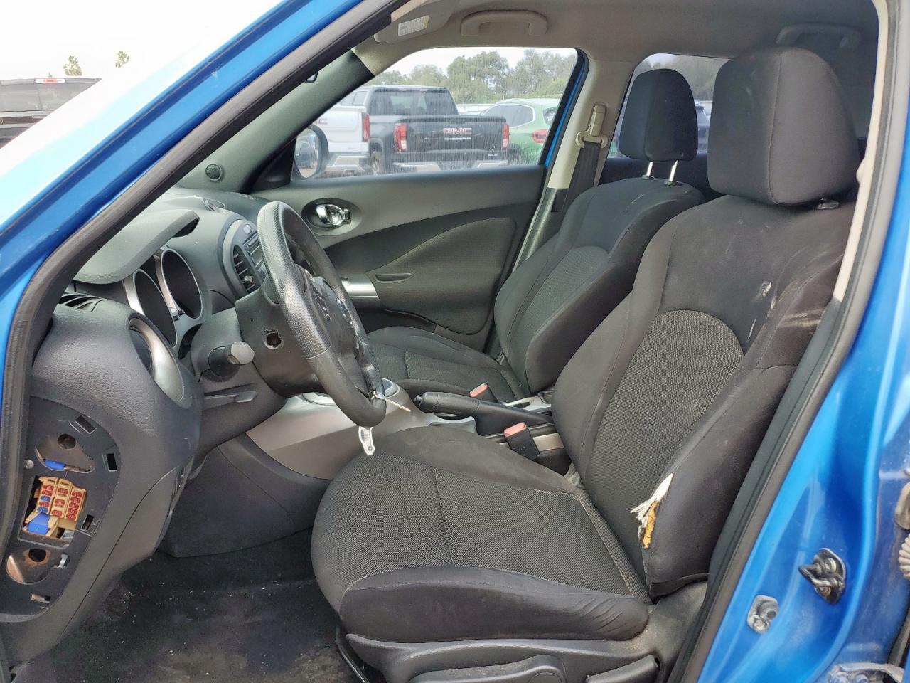 2011 Nissan Juke S - Фото 7