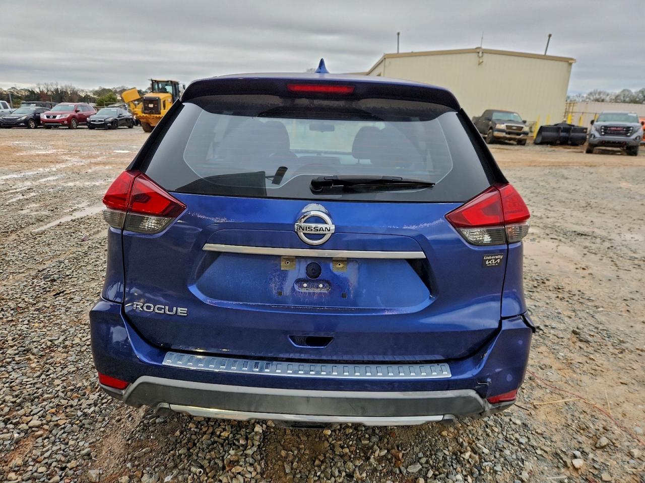 2017 Nissan Rogue S - Фото 6