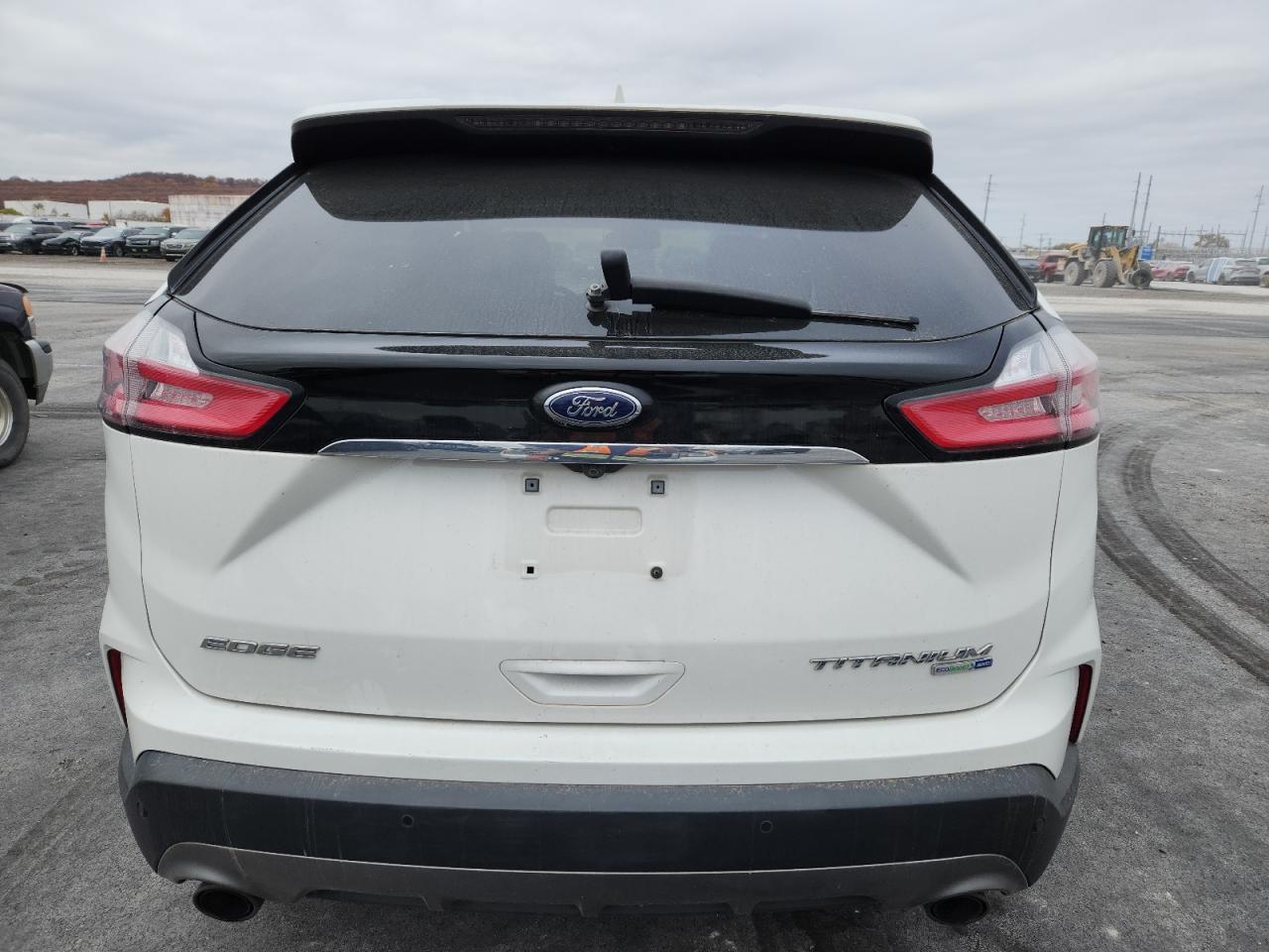 2020 Ford Edge Titanium - Image 6