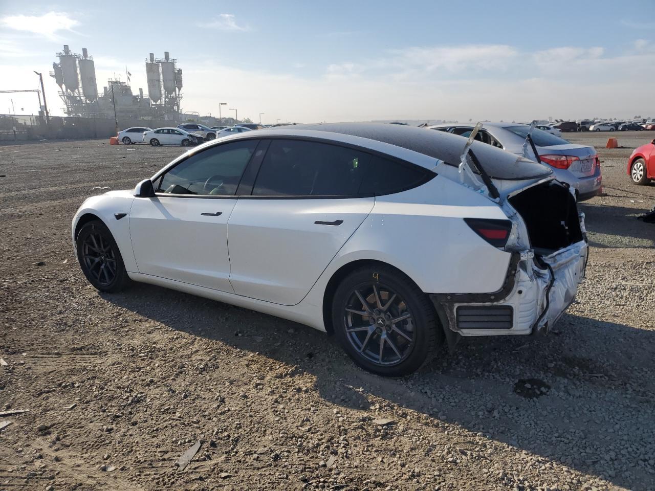 2021 Tesla Model 3 - Image 2