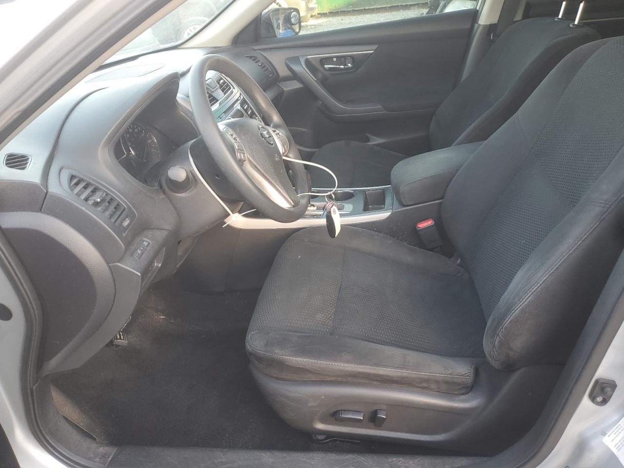 2015 Nissan Altima 2.5 - Image 7