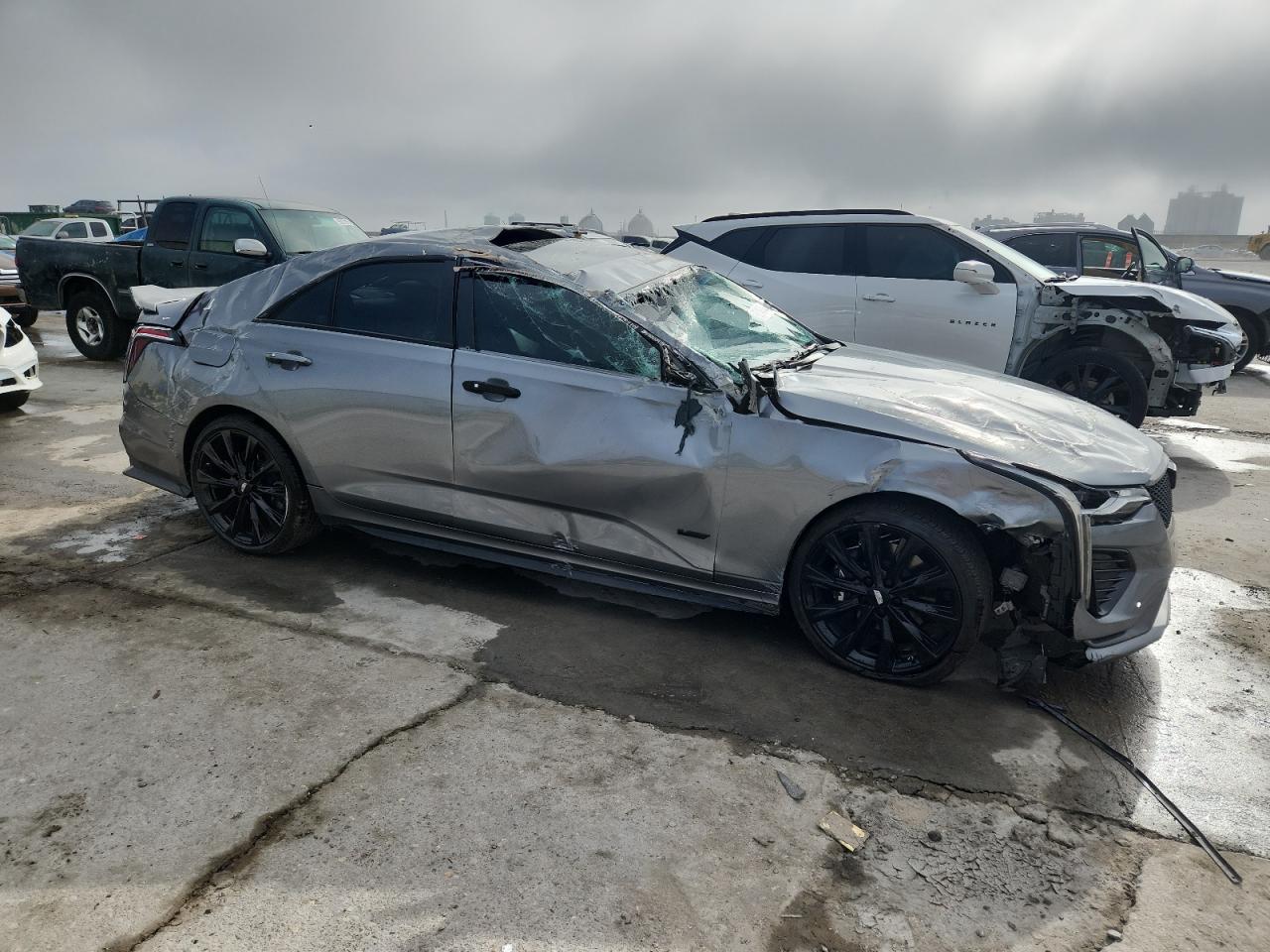 2022 Cadillac Ct4-V - Image 4