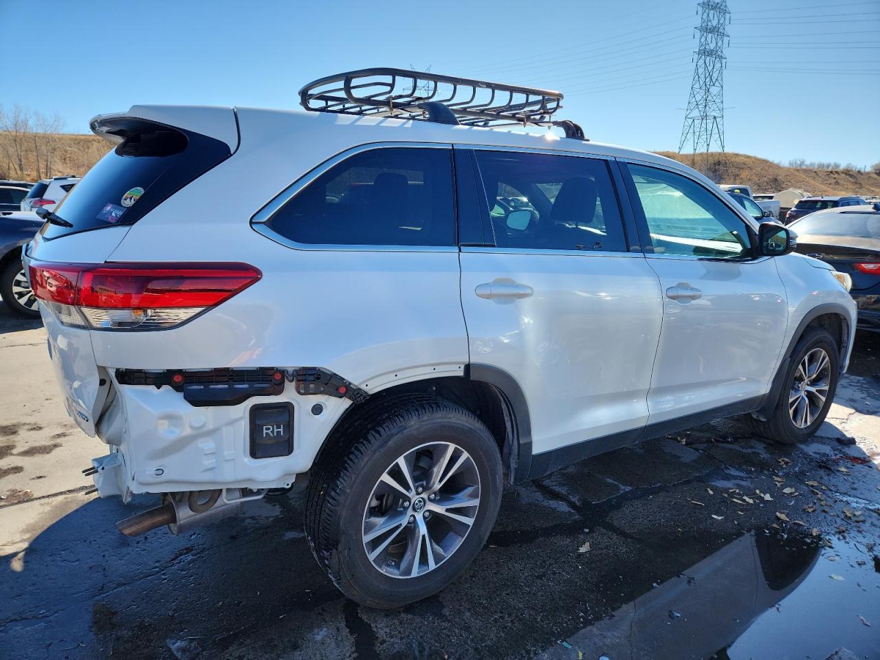 2019 Toyota Highlander Le - Фото 3