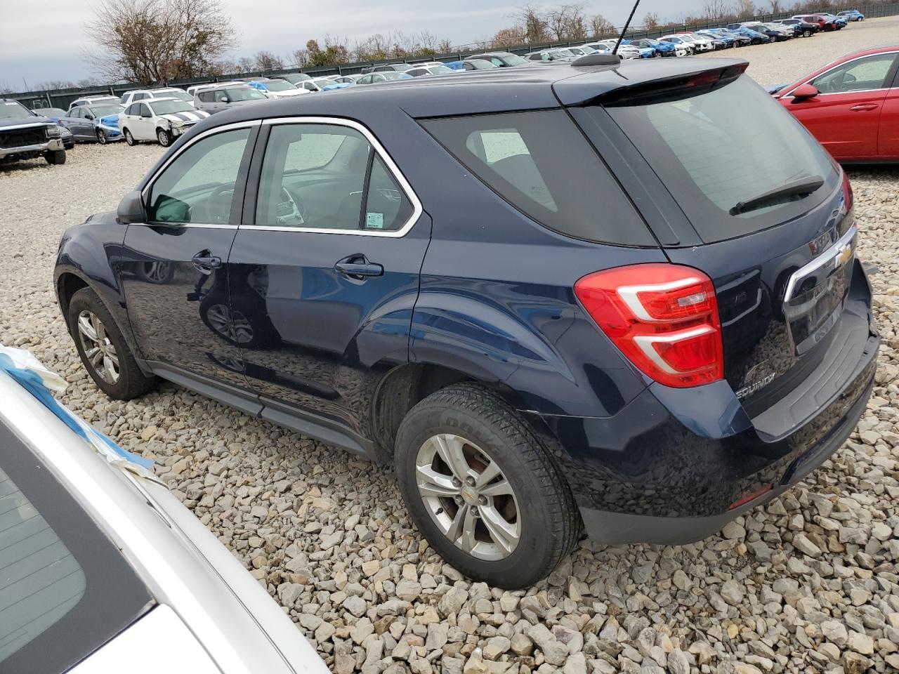 2017 Chevrolet Equinox Ls - Image 2