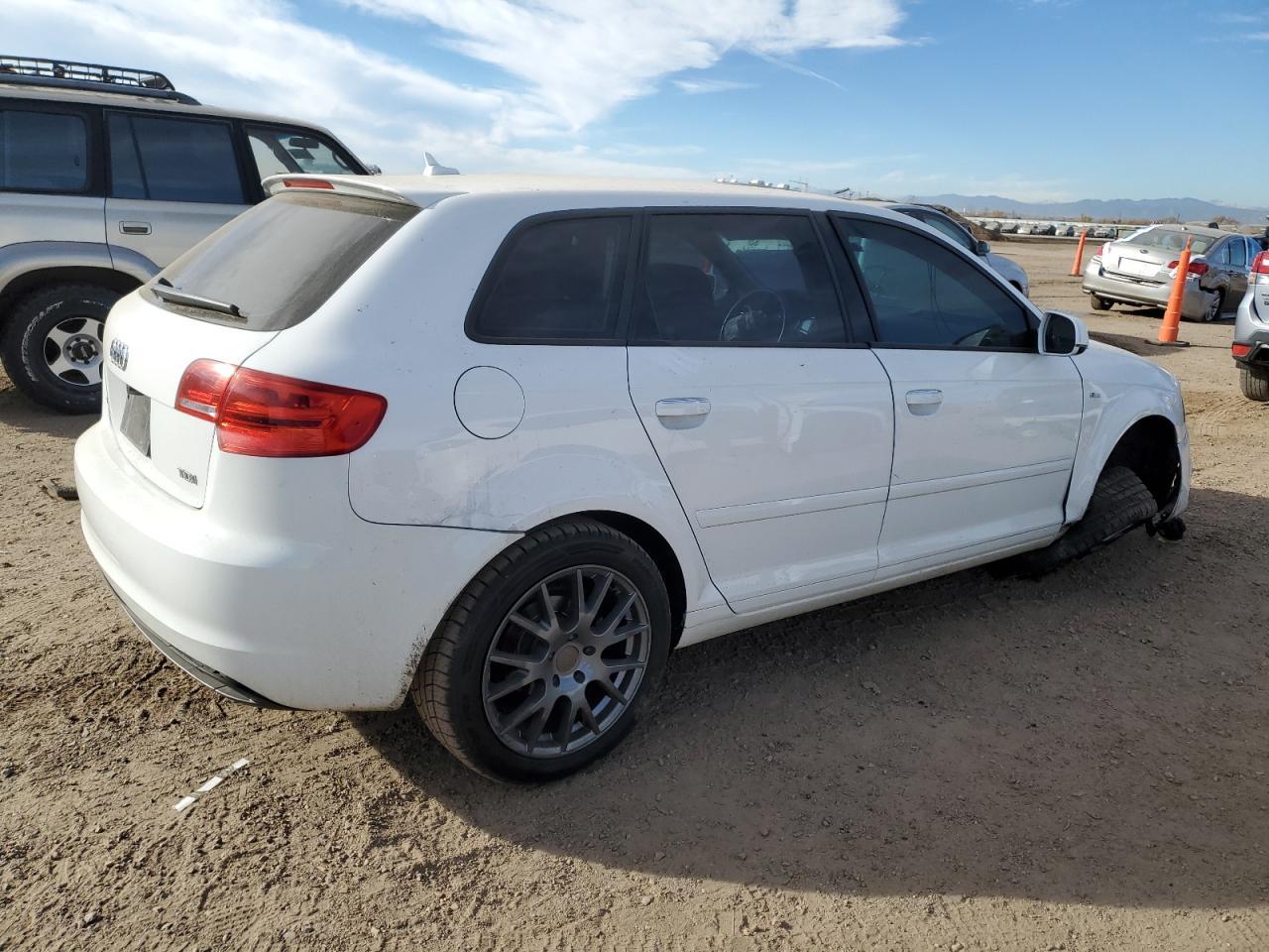 2011 Audi A3 Premium - Image 3