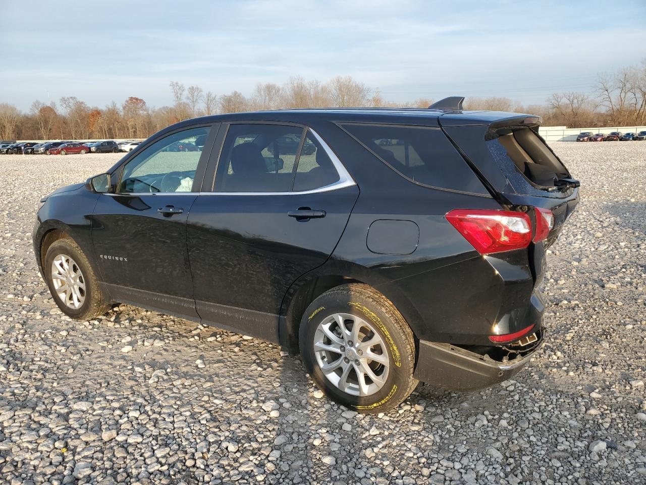 2021 Chevrolet Equinox Lt - Image 2