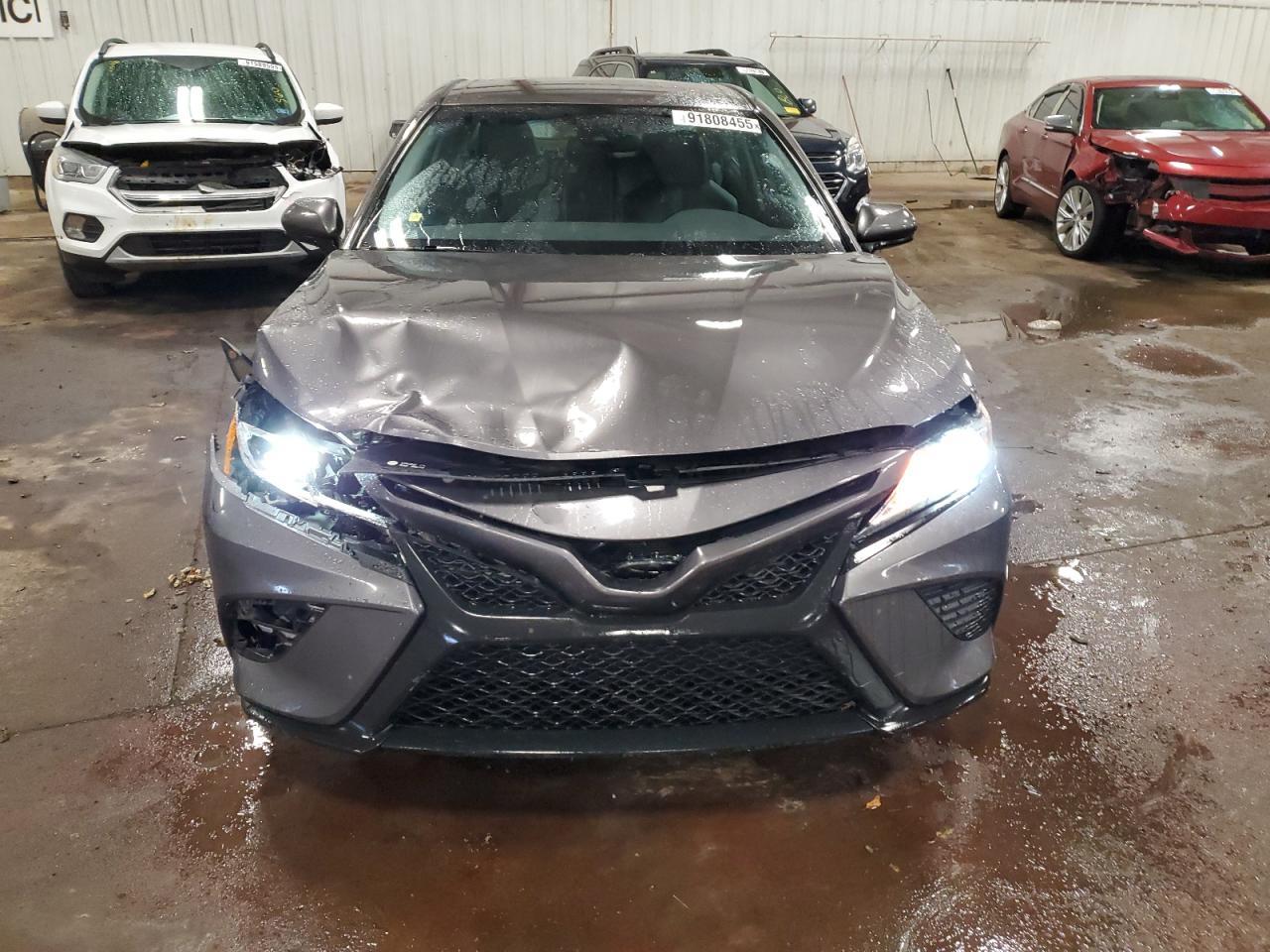 2019 Toyota Camry L - Image 5