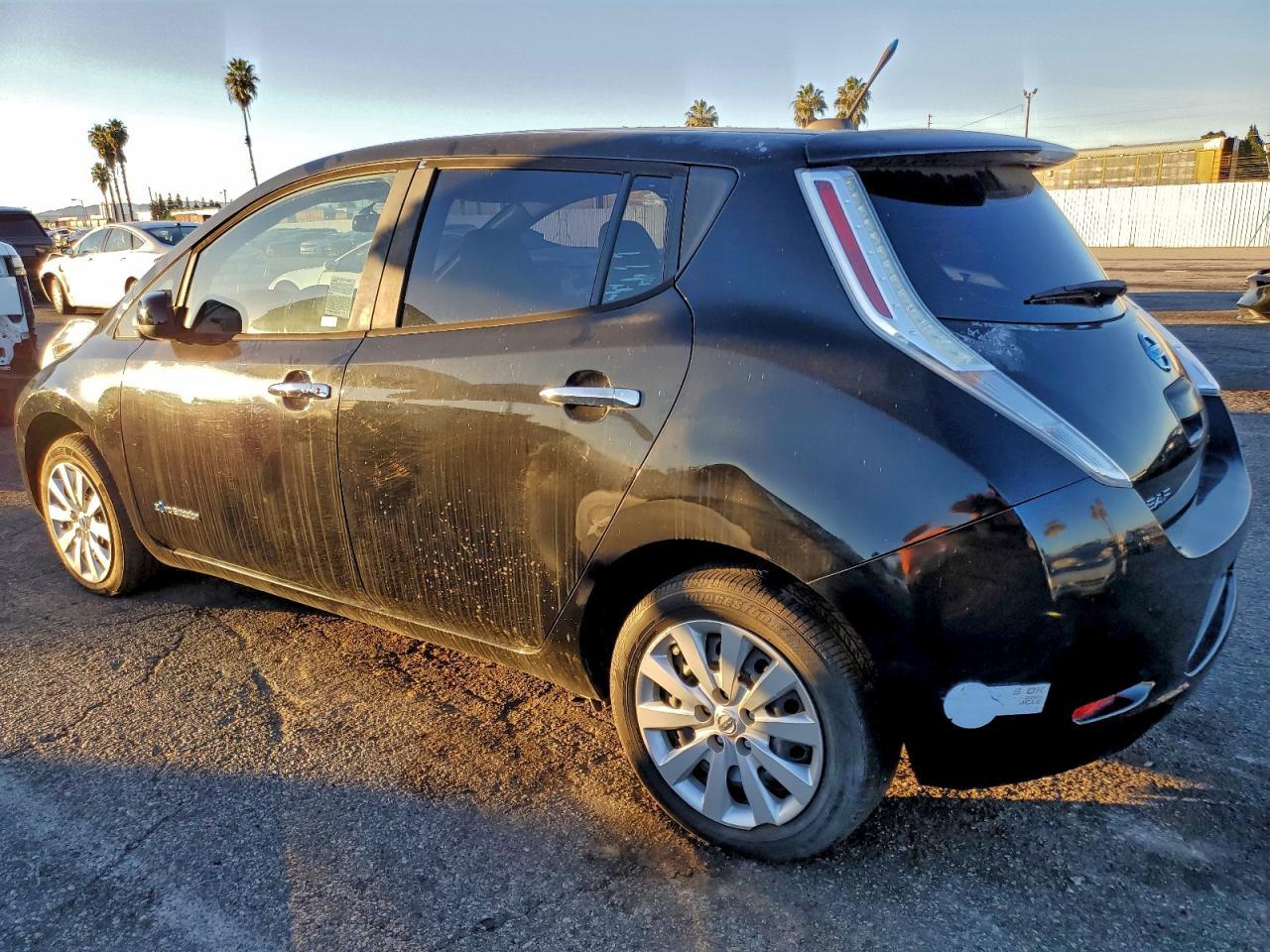2013 Nissan Leaf S - Фото 2