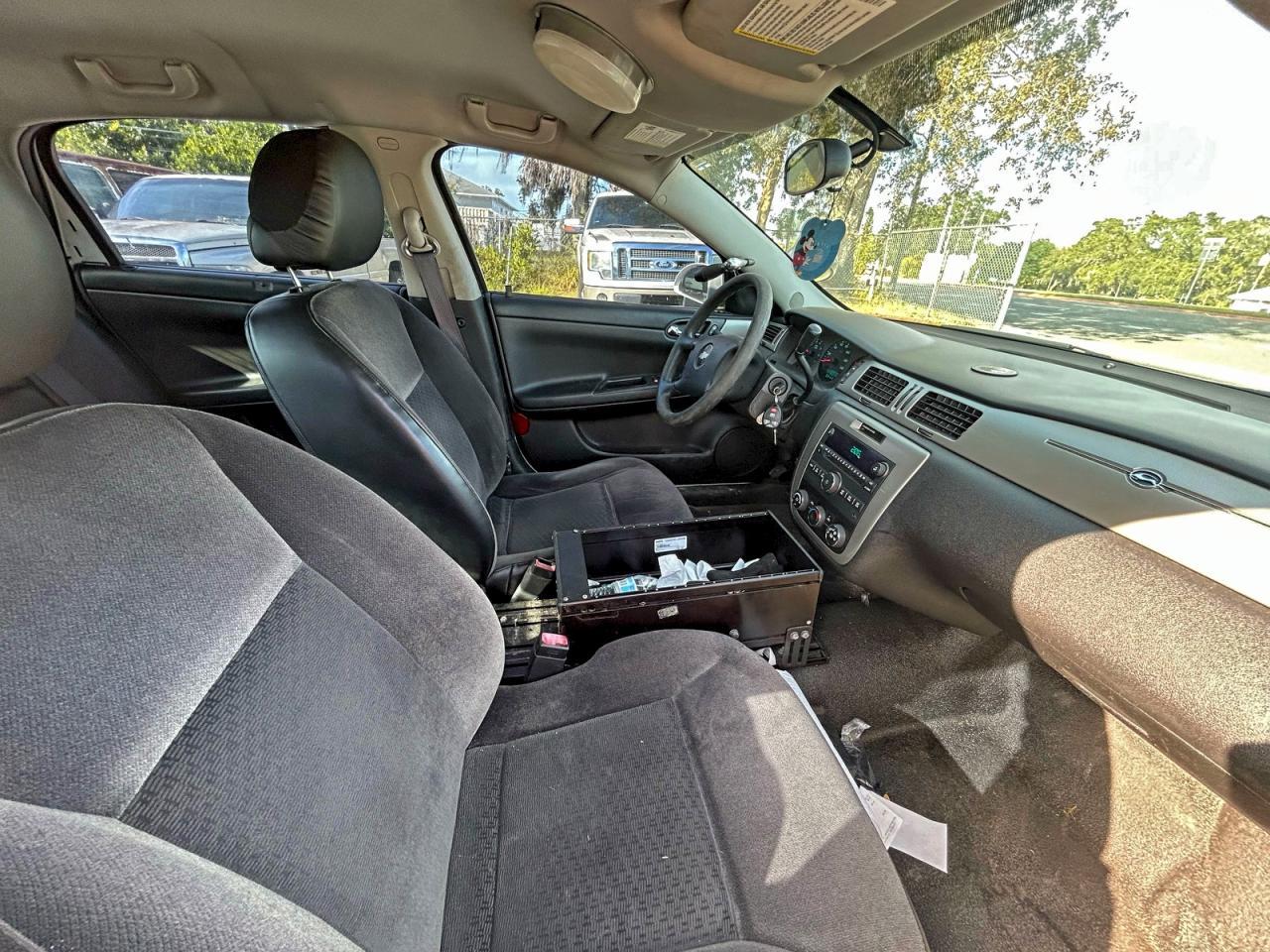 2016 Chevrolet Impala Limited Police - Фото 5