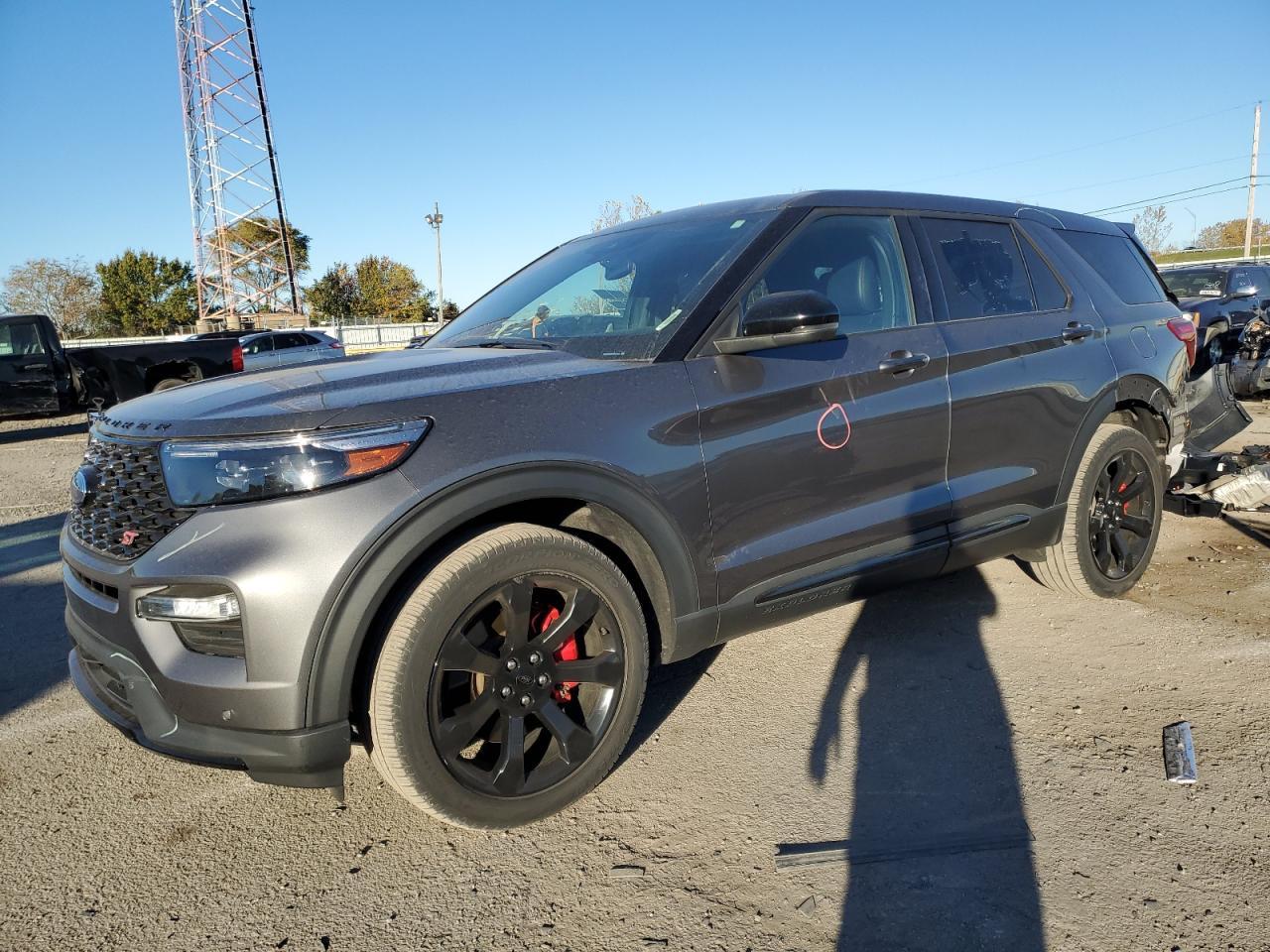 2022 Ford Explorer St