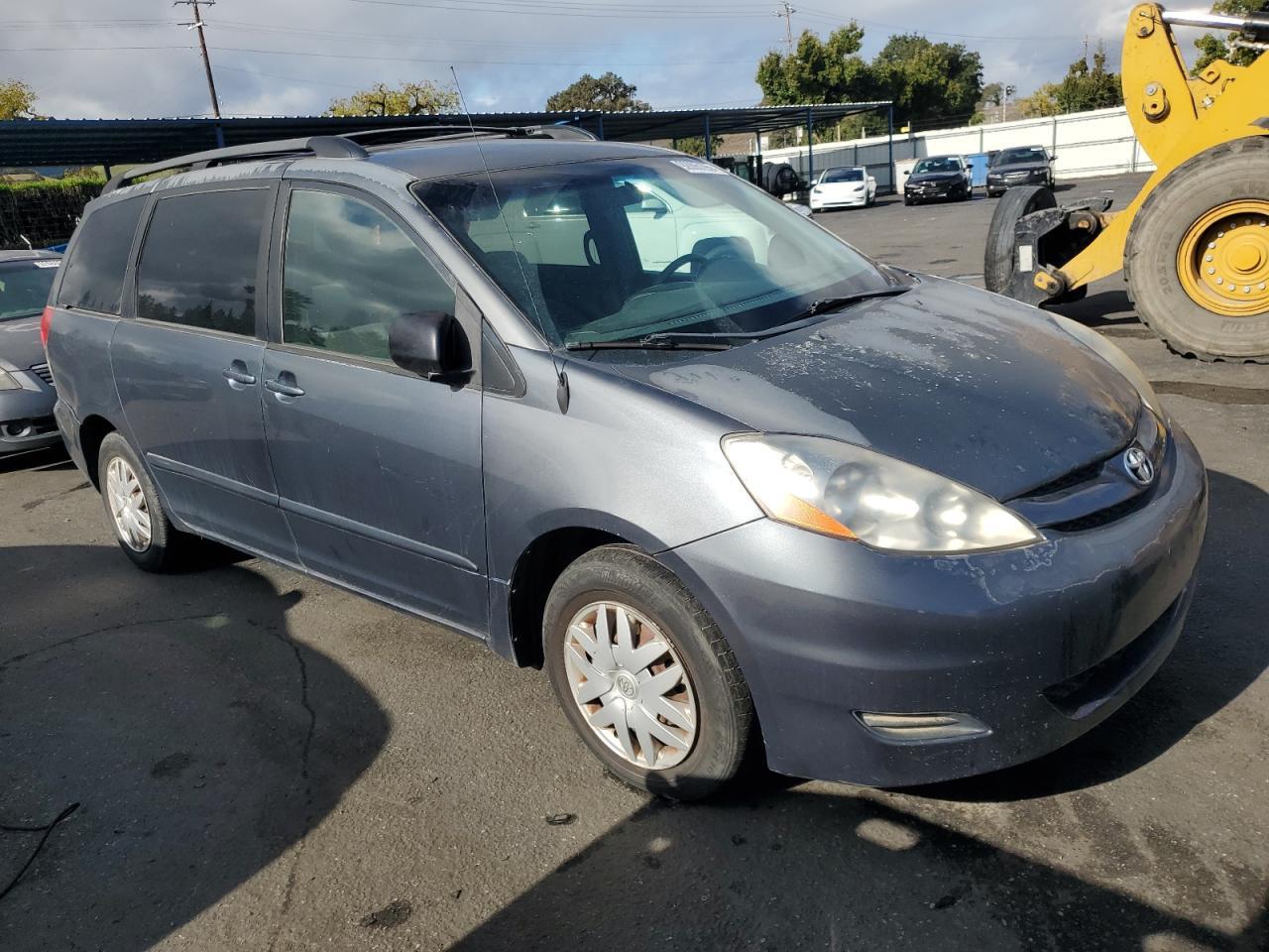 2008 Toyota Sienna Ce - Фото 4
