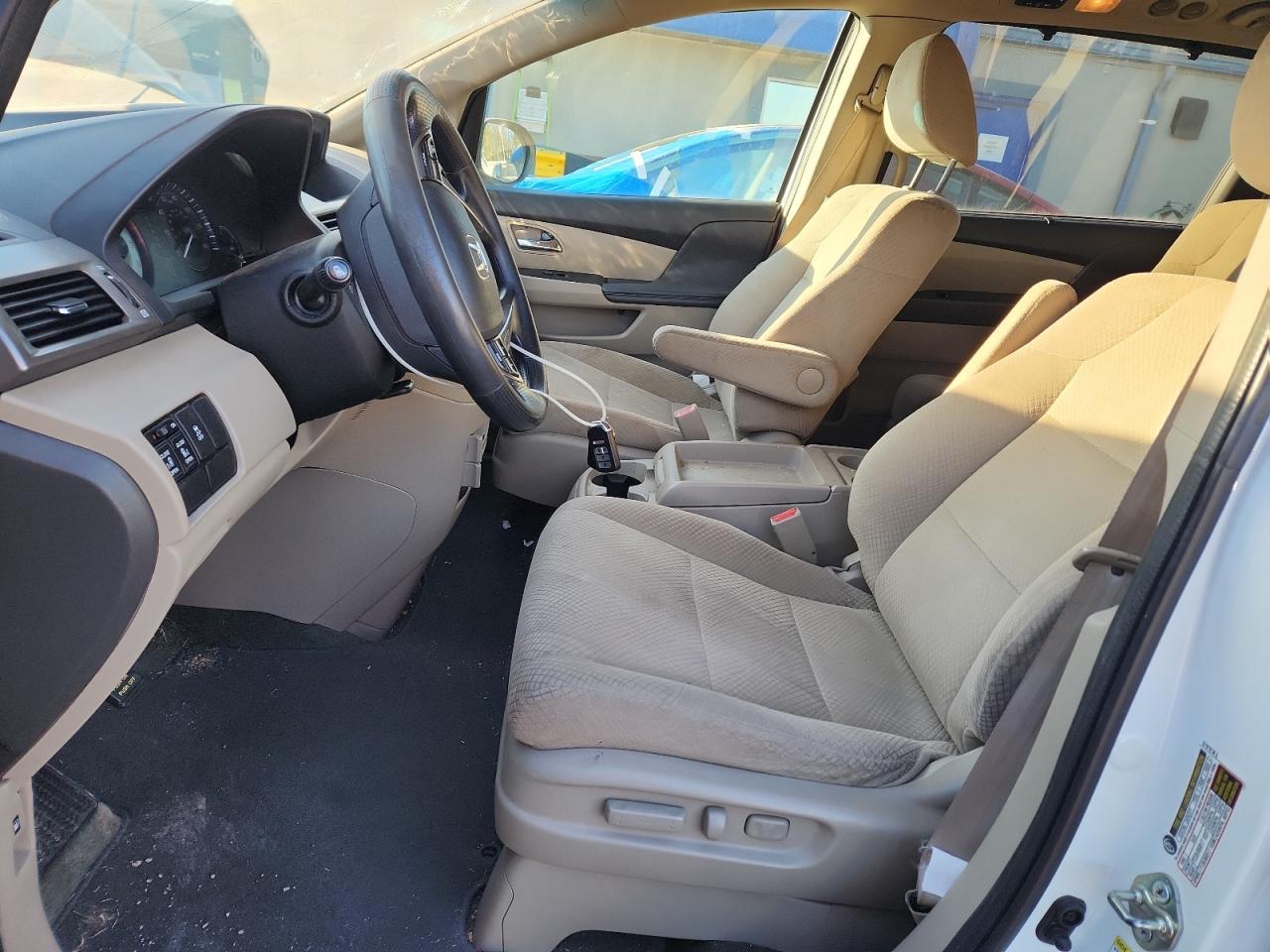 2016 Honda Odyssey Se - Image 7