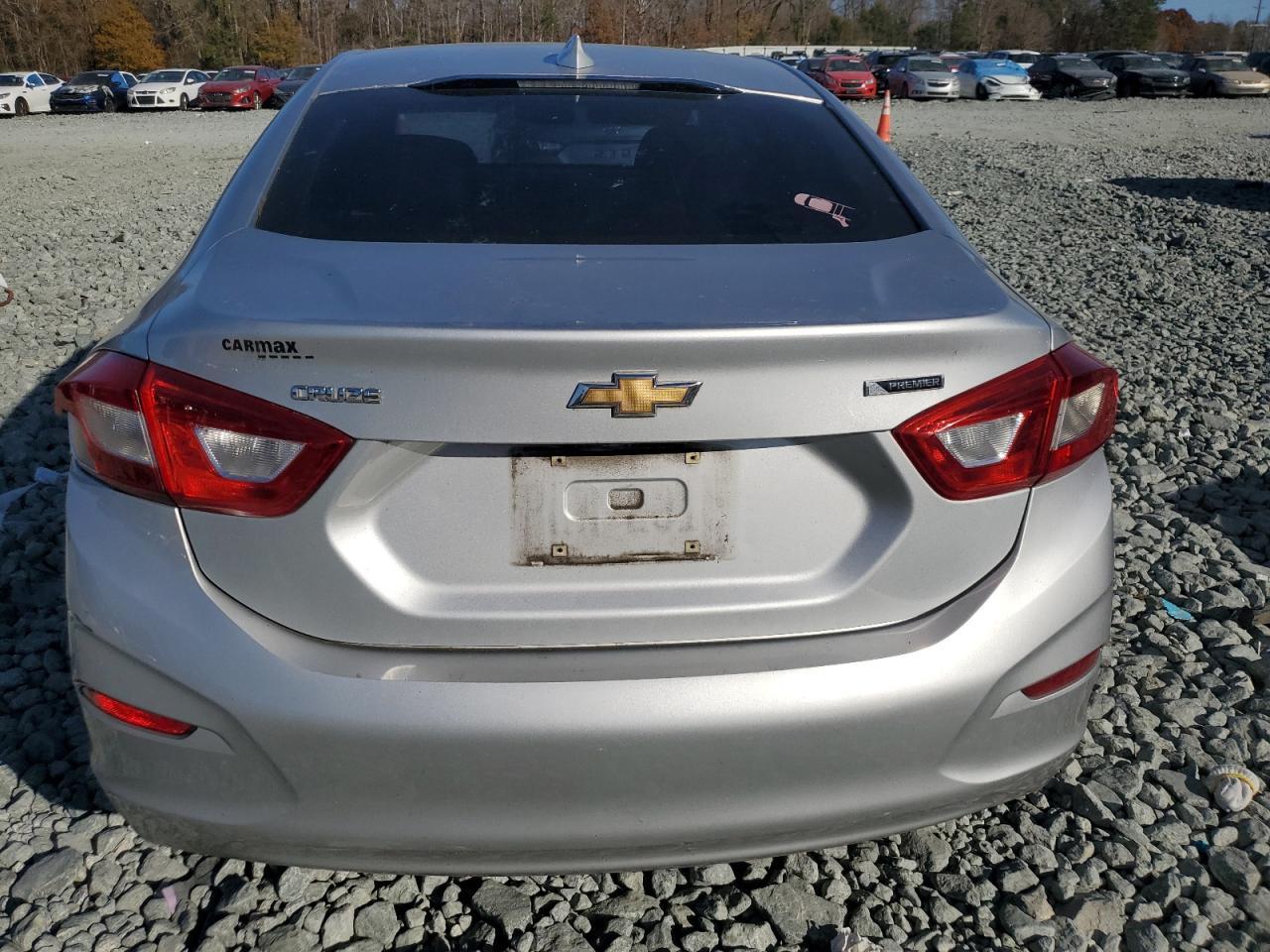 2016 Chevrolet Cruze Premier - Фото 6